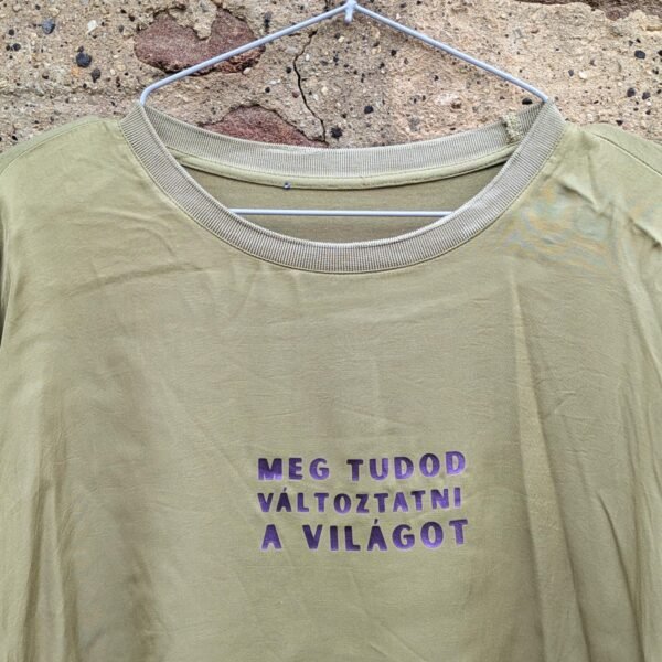 Világot póló, khaki - Image 2