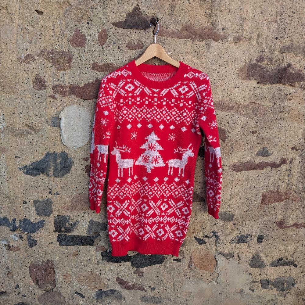 Karácsonyi tunika, S