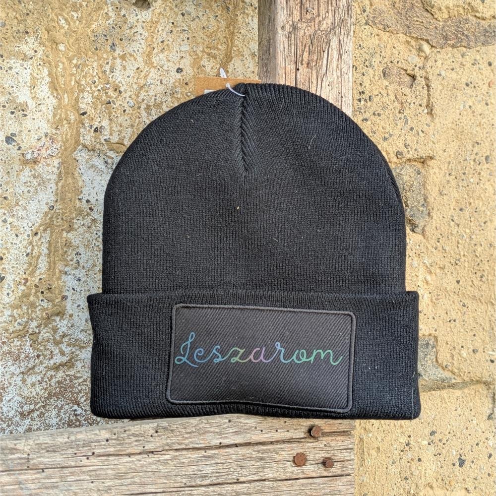 Sapka, fekete, leszarom