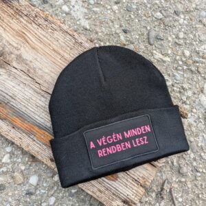 Sapka, fekete, rendben