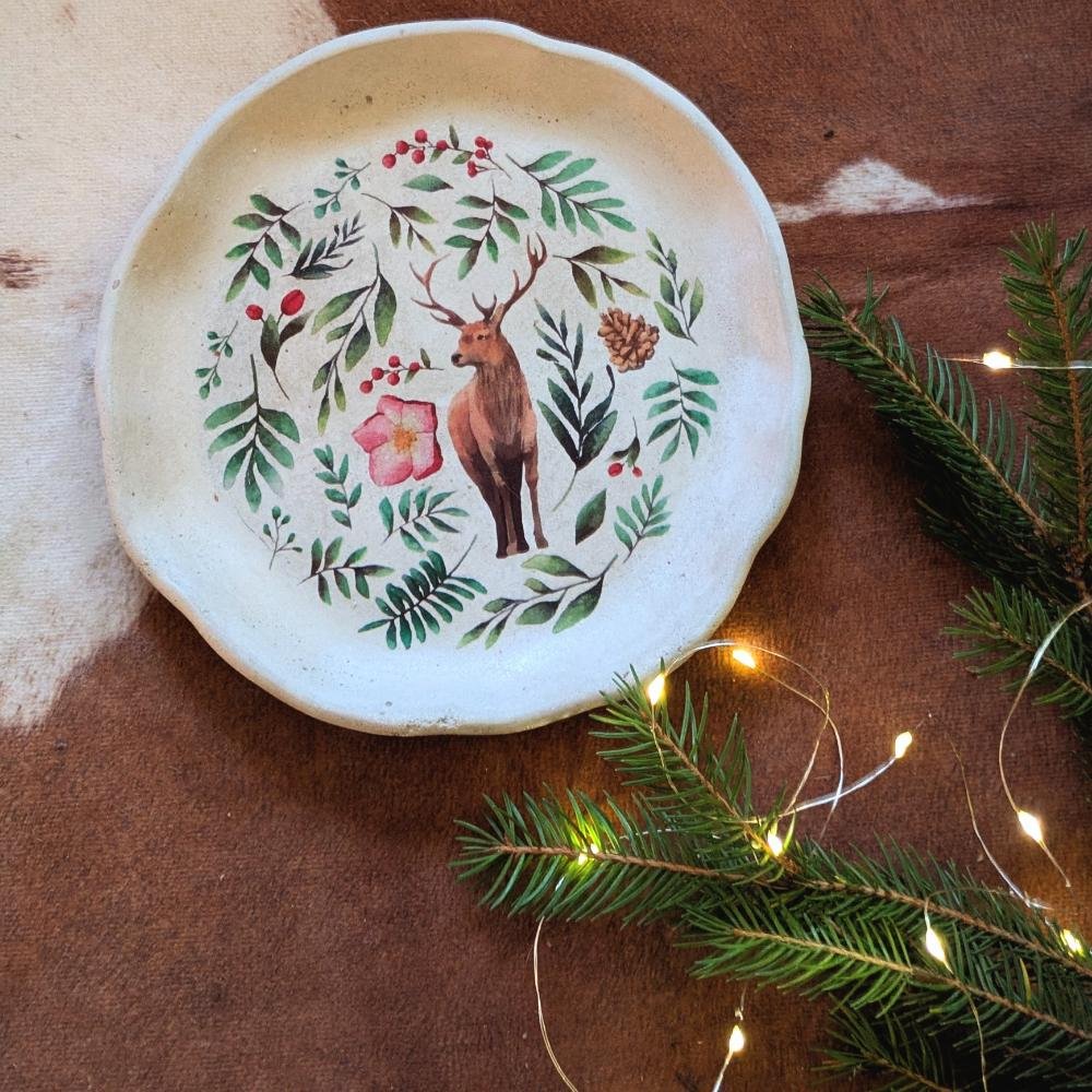 Leveles szarvas tál